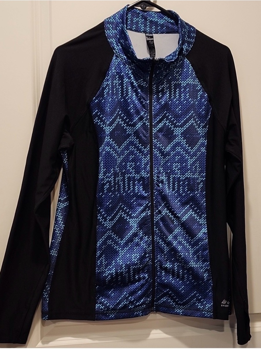 RBX Blue and Black Jacket with Sleek Design